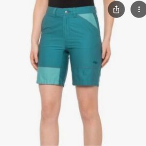Outdoor Research Women's Colorblock Turquoise and Light Blue Bermuda Shorts SZ 8